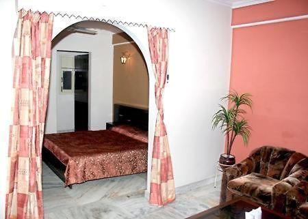 Hotel Welcome Palace Delhi  Room photo